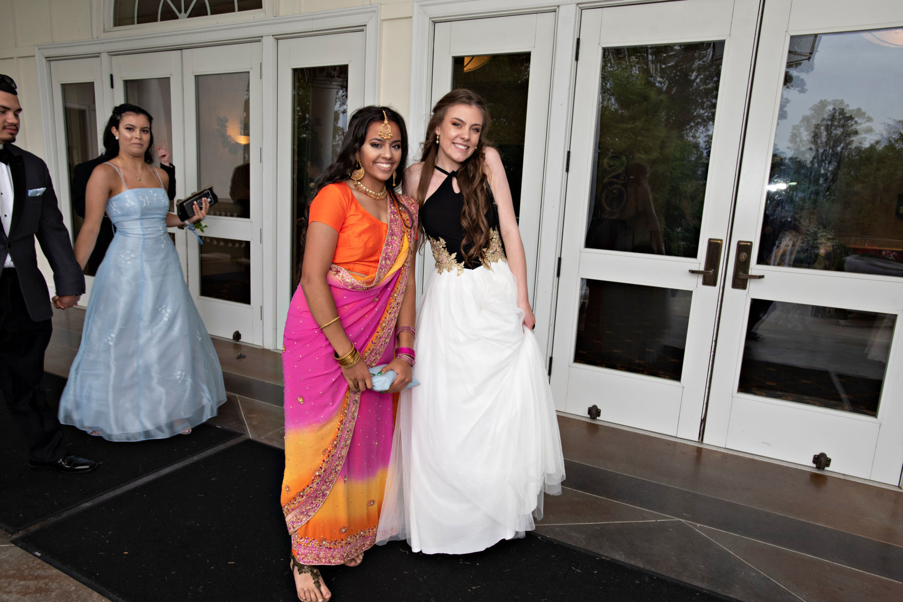 060819_gal_barnegatProm